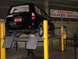 Esemka: Gandeng Adiperkasa Bukan Karena Jokowi