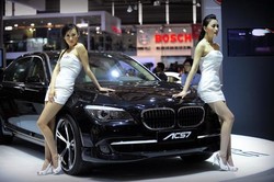 Kini Tak Ada Lagi Gadis Seksi Beraksi Vulgar di Shanghai Auto Show