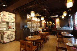 Wah, Ada Dim Sum dan Champagne Hello Kitty di Restoran Hello Kitty Hong Kong!