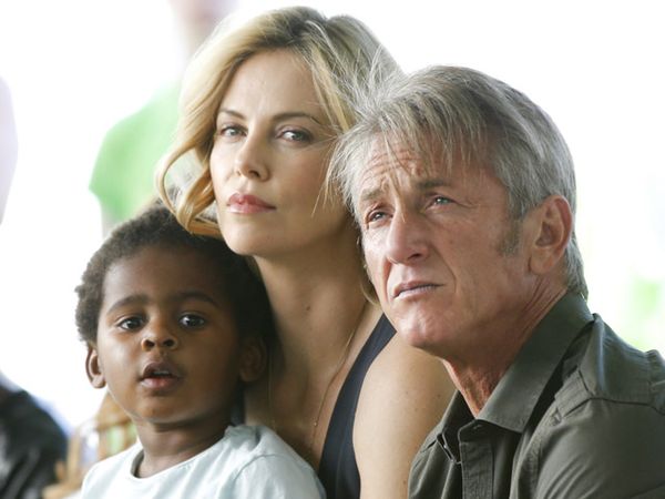 Charlize Theron dan Sean Penn Ajak Jackson ke Acara Amal