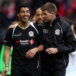 Suarez Masih Rajin Nonton Liverpool lewat TV