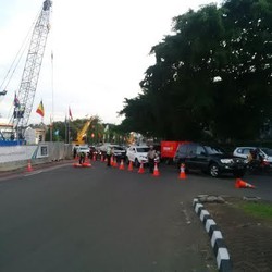 Jalan Sudirman Kembali Ditutup, Lalin Sekitar Senayan Macet