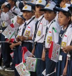 Cerianya Para Siswa SMP Sambut Pimpinan Negara Se-Asia Afrika di JCC