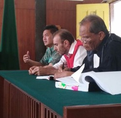 Di PN Jakpus, WN Afsel Pembawa 3,3 Kg Sabu Lolos dari Hukuman Mati