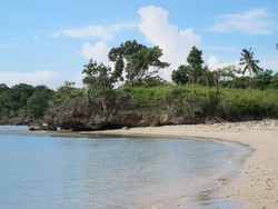Bukan Losari, Ini Pantai Cantik Lainnya di Sulawesi Selatan