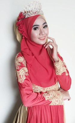 Foto: 5 Gaya Hijab dengan Headpiece ala Peserta Sunsilk Hijab Hunt 2015