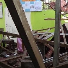 Polisi Selidiki Ambrolnya Atap SD Hingga Timpa 22 Siswa