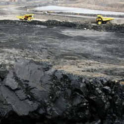 Harga Batu Bara Jeblok, Kenapa Rothschild Bernafsu Kuasai Berau Coal?