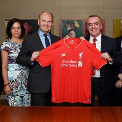 Liverpool Masih Disponsori Standard Chartered Hingga 2019