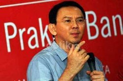 Ahok Siap Hadir dan Dengarkan Rapor Merah dari DPRD