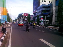 Ruas Jalan Utama Ditutup, Begini Ragam Kebingungan Pengendara di Bandung