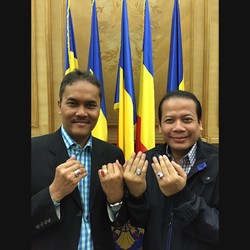 Akik Bengkulu dan Salam Perpisahan dari DPR untuk Rumania