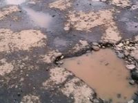 Jalanan Rusak dan Berlubang