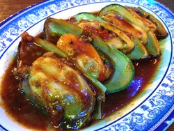 DLala Seafood: Pedas Segar Tomyam Seafood dan Kerang Bumbu Cabai a la Thailand