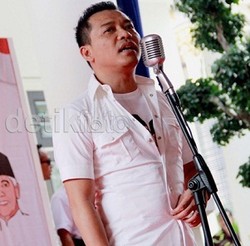 Celetukan Nyanyi Dulu Saat Anang Interupsi di Paripurna DPR