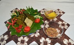 Kala Presiden Suriname Suka Urap dan Masakan Indonesia Lainnya