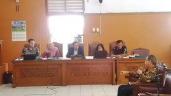 Yahya Harahap: Hakim Praperadilan Tidak Berwenang Menilai Alat Bukti