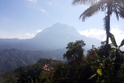 Kinabalu Park, Ritual Mistis & Hijaunya Taman Nasional