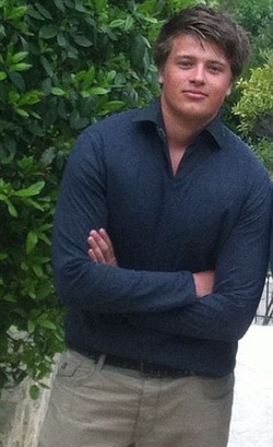 Dulu Gemuk, 2 Sahabat Pria Ini Melangsing dan Jadi Model Tampan