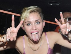 Pesta Liar Miley Cyrus