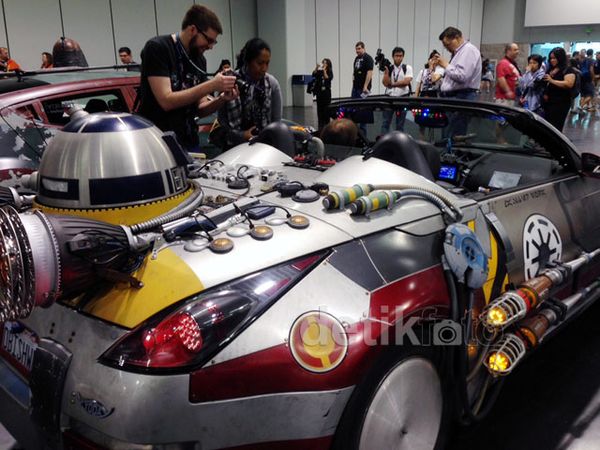 Penggemar Star Wars Pamer Mobil Unik Mereka