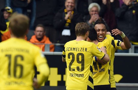 Kalahkan Frankfurt 2-0, Dortmund Dekati Zona Eropa