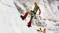 Ada 1.000 Pendaki di Everest, Salah Satu Korban Tewas Adalah Eksekutif Google