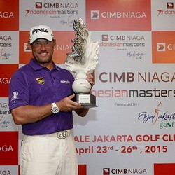 Lee Westwood Raih Gelar Ketiga