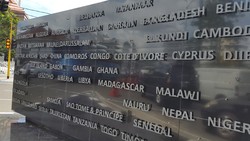 Monumen Asia Afrika Juga Rusak, Nama-nama Negara Jadi Ompong Seperti ini