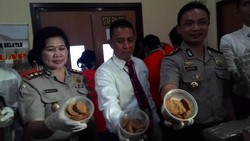 Polisi Ungkap Penjualan Cookies Ganja Secara Online, Kantornya di Kebayoran Baru