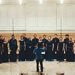 Paduan Suara Universitas Airlangga Borong Gelar Juara di Estonia
