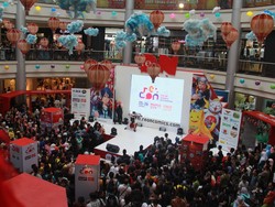 Duel Komikus Hingga Cosplayer Hebohkan re:ON Comics Convention 2015