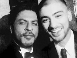 Ini Selfie Zayn Malik Bareng Shahrukh Khan yang Bikin Heboh India