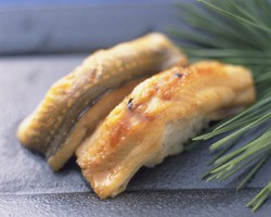 Maguro Nigiri dan Anago, Sushi Tradisional yang Gurih Sehat! (2)