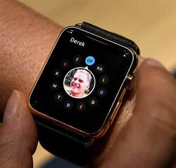 Penjualan Perdana Apple Watch Salip Android Wear