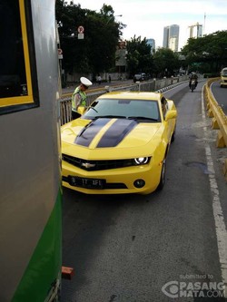Serobot Busway di Mampang, Bumblebee B 17 AFI Ditilang