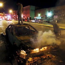 15 Polisi Luka-luka dalam Kerusuhan di Baltimore AS, 27 Orang Ditangkap