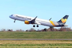 Ancam Bunuh Penumpang, Turis Inggris Diusir dari Pesawat