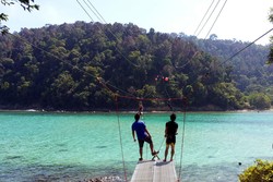 Wush! Meluncur dengan Flying Fox Antarpulau di Kinabalu
