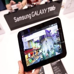 Hasil Foto di Layar Galaxy Tab kok Terbalik?