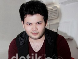 Ini Kata Rhoma Irama Soal Perempuan yang Bersama Ridho Saat Mobilnya Nabrak