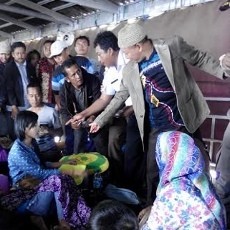 Asyik..Tiket Digratiskan Saat Bupati Sumenep Naik Kapal