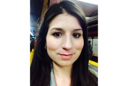 Sakit Langka, Jenna Gemas Ingin Selalu Pencet-pencet Wajah