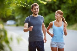 Agar Sehat, Olahraga dan Jaga Pola Makan Harus Dilakukan dengan Seimbang