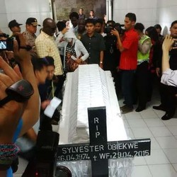 Diterbangkan Besok, Jenazah Sylvester akan Dimakamkan secara Adat di Nigeria