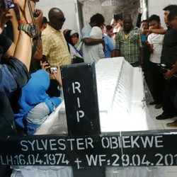 Peti Mati Kekecilan, Jenazah Sylvester Obiekwe Dipindah Lagi ke Kamar Mayat
