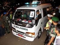 Ambulans Pembawa Terpidana Mati Tinggalkan Nusakambangan