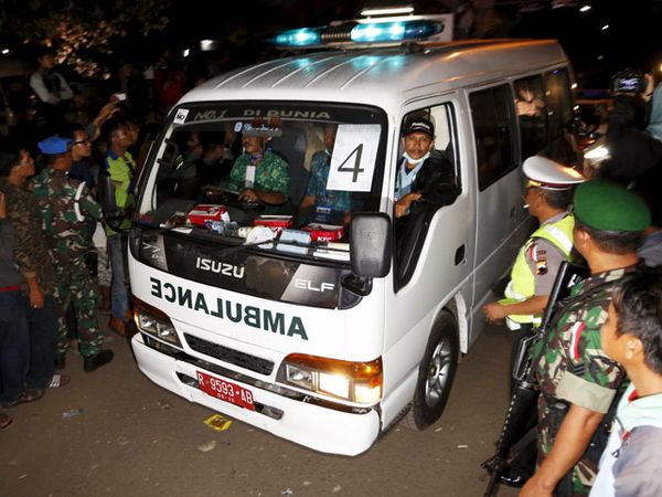 Ambulans Pembawa Terpidana Mati Tinggalkan Nusakambangan