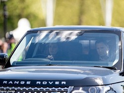 Makin Dekat Waktu Lahiran, Kate Middleton Kepergok Nyetir Mobil Sendiri