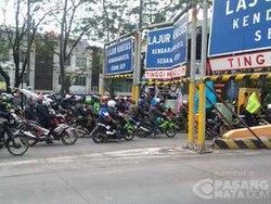 Polisi Siap Tindak Tegas Buruh yang Blokir Tol saat May Day